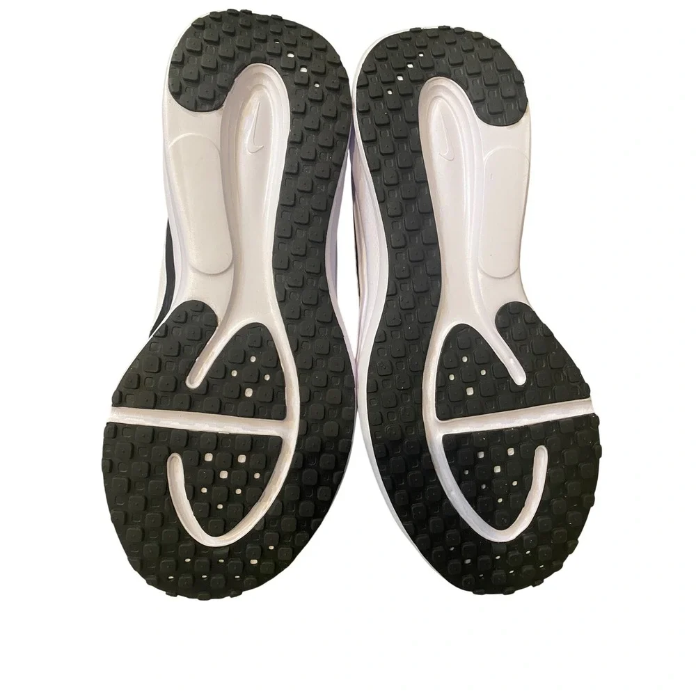 Nike Revolution‎ Black White Running Shoes HQ1995-002 Womens 8.5 Mens 7 WIDE